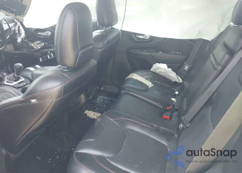 2015 Jeep Cherokee Trailhawk z USA, uszkodzony, nr VIN 1C4PJMBS9FW524089